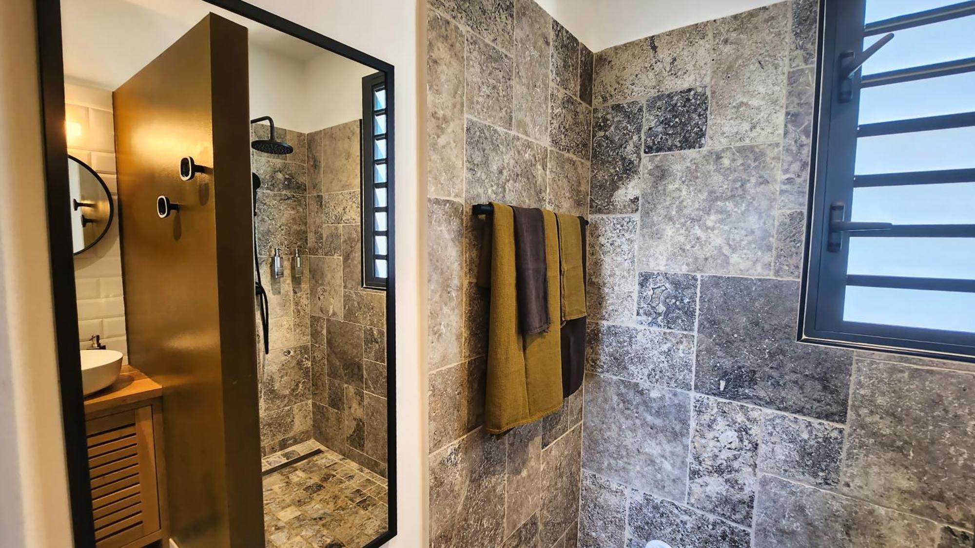 Ecrin De Mer Studios De Charme سانت بيير المظهر الخارجي الصورة