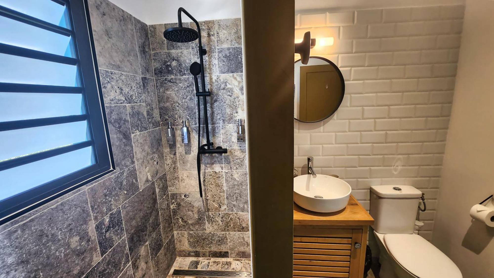 Ecrin De Mer Studios De Charme سانت بيير المظهر الخارجي الصورة
